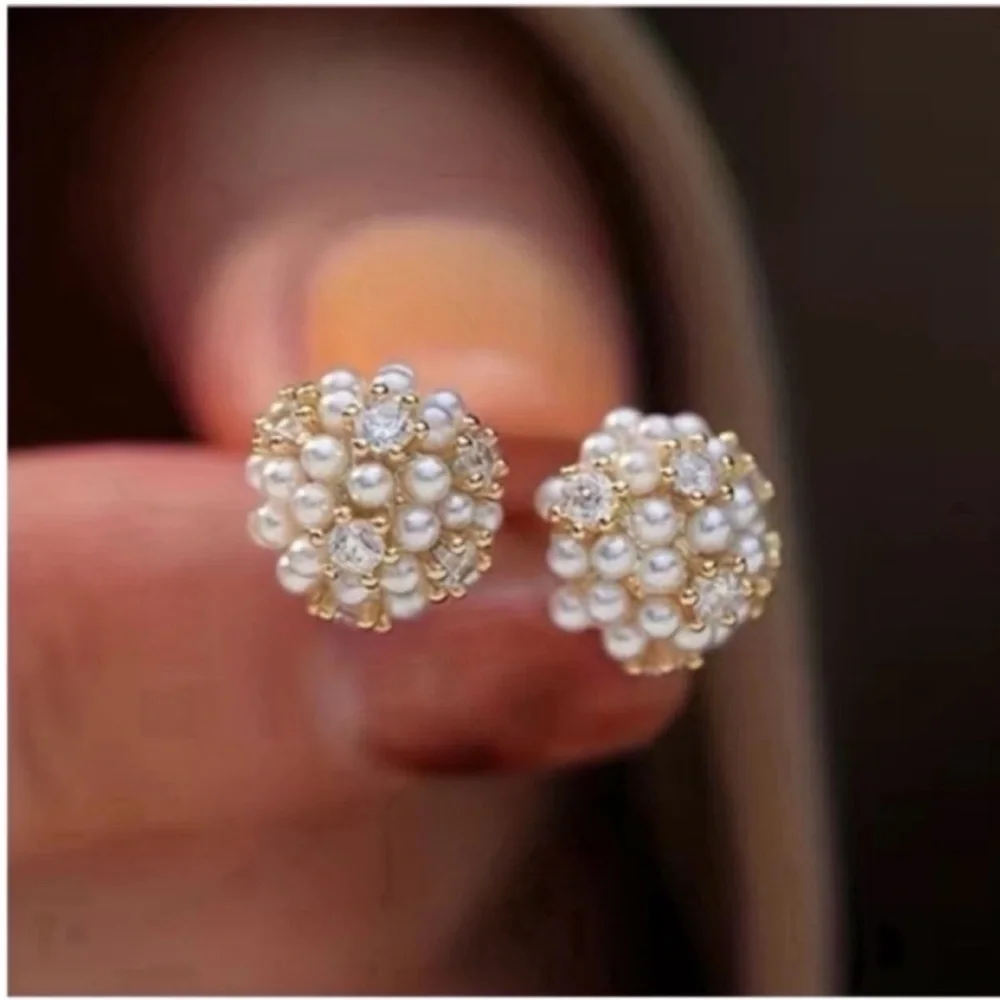NWOT 14K Gold Plated Pearl Cluster Post Earrings